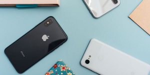 iPhones-and-Androids-on-Table.jpgq50fitcropw750dpr1.jpg iPhones-and-Androids-on-Table.jpgq50fitcropw750dpr1.jpg